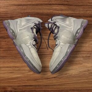 Nike LeBron Witness Basketball Shoes High Top Sneakers Purple‎ Accents